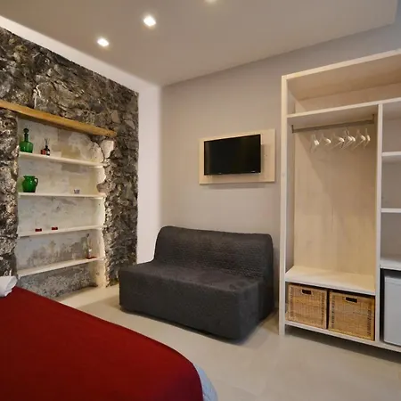 فندق مبيت وإفطار Donna Marisa بومبيي