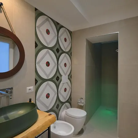 فندق مبيت وإفطار Donna Marisa بومبيي