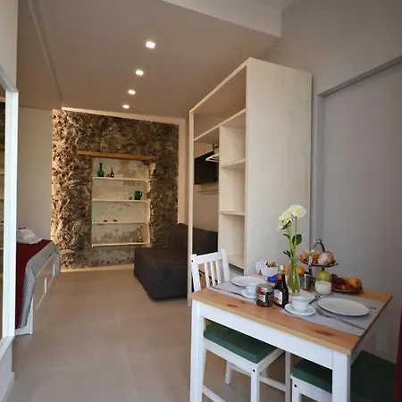 Donna Marisa Alojamento de Acomodação e Pequeno-almoço Pompeia