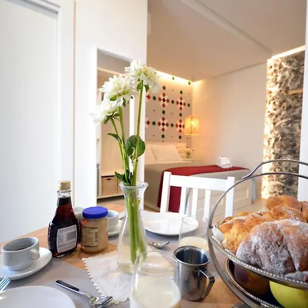 Alojamento de Acomodação e Pequeno-almoço Donna Marisa 4*