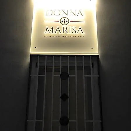 Couette-café Donna Marisa 3*